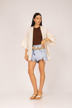shorts jeans com recortes