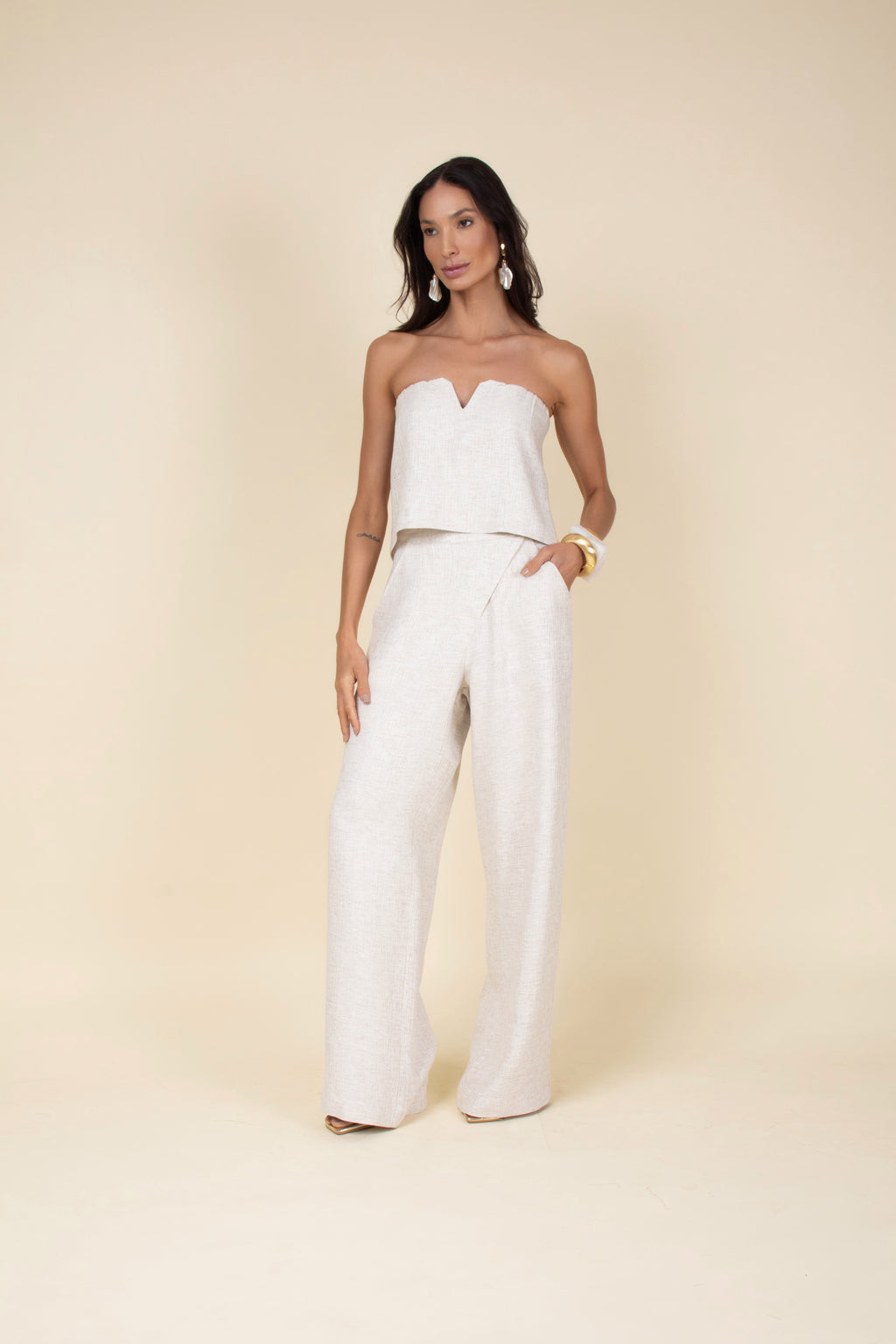 Conjunto pantalona e blusa sem alças