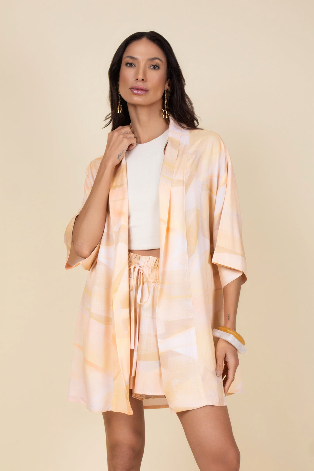 Conjunto kimono e short estampa suave