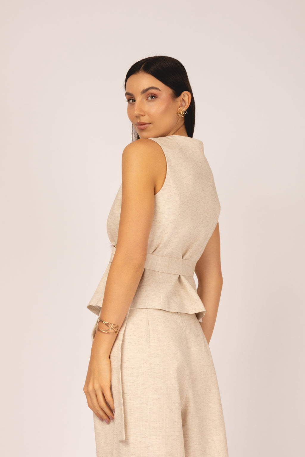 Conjunto transpassado com argola