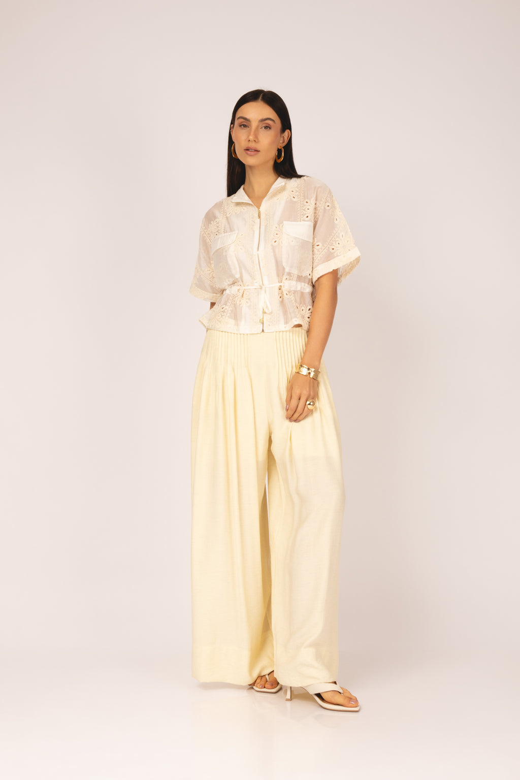 Calça pantalona plissada