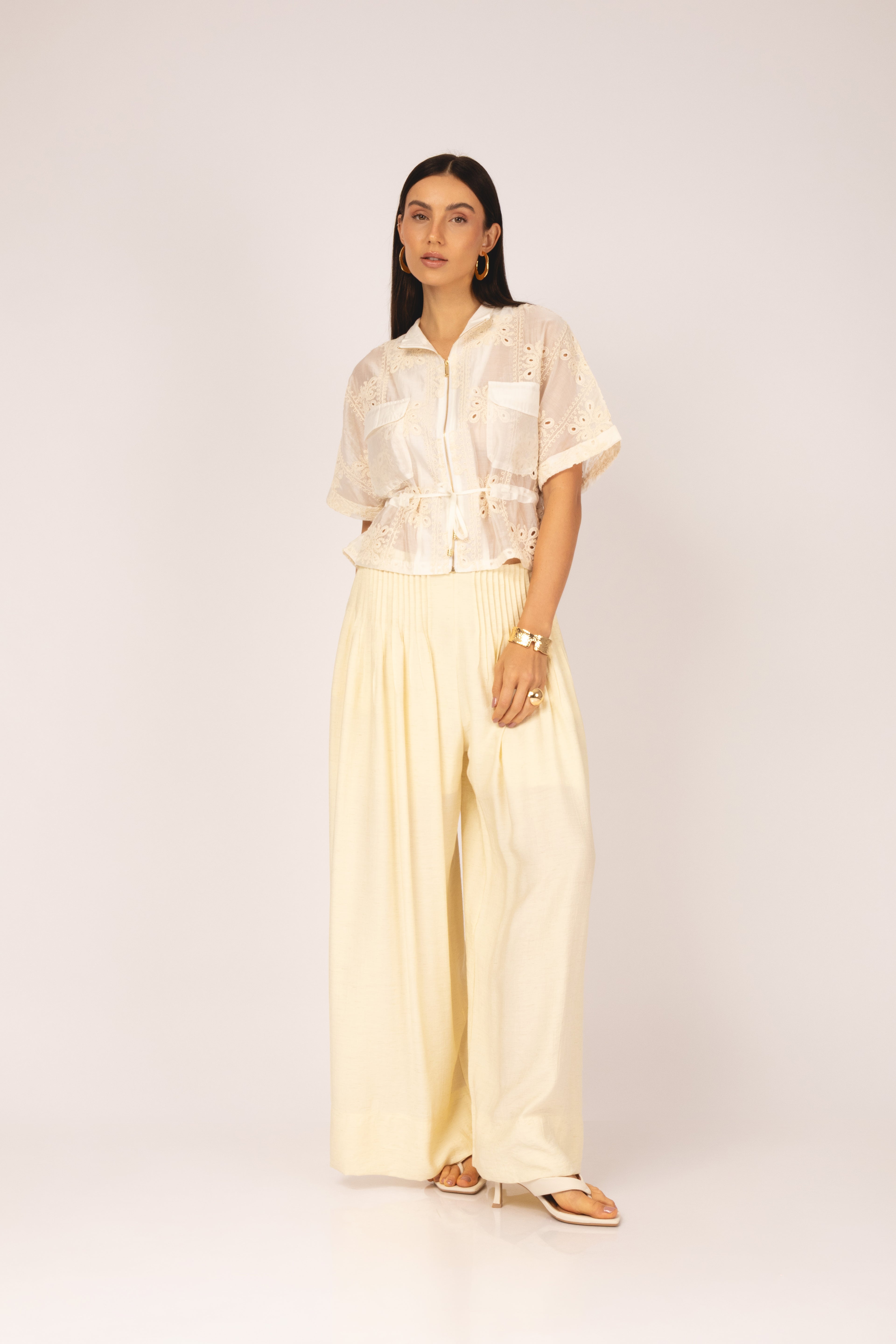 Calça pantalona plissada