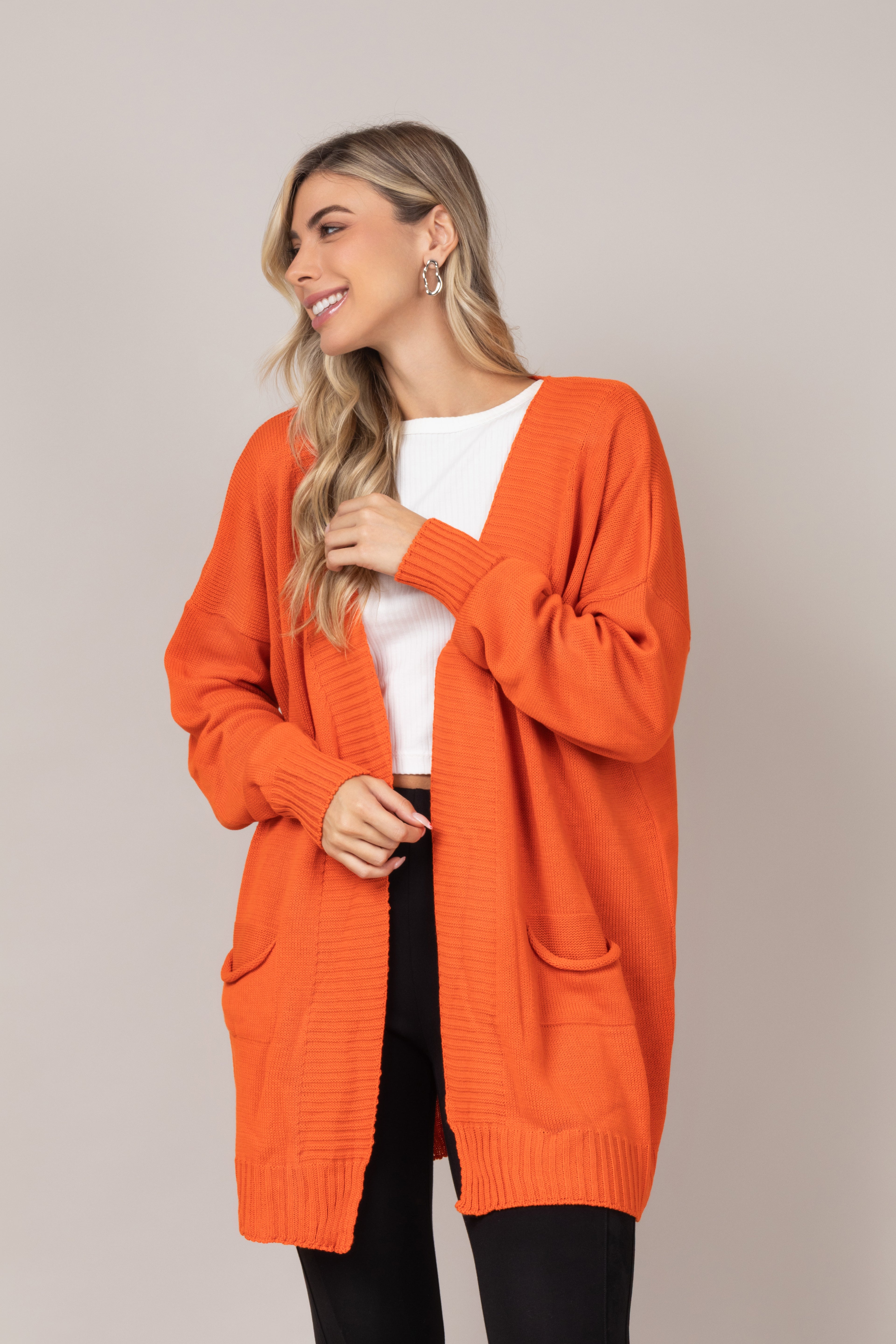 Cardigan em tricot love