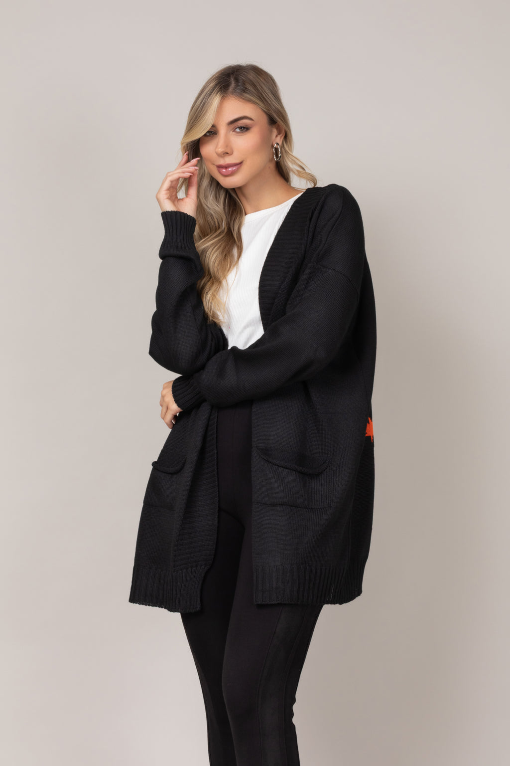 Cardigan em tricot love