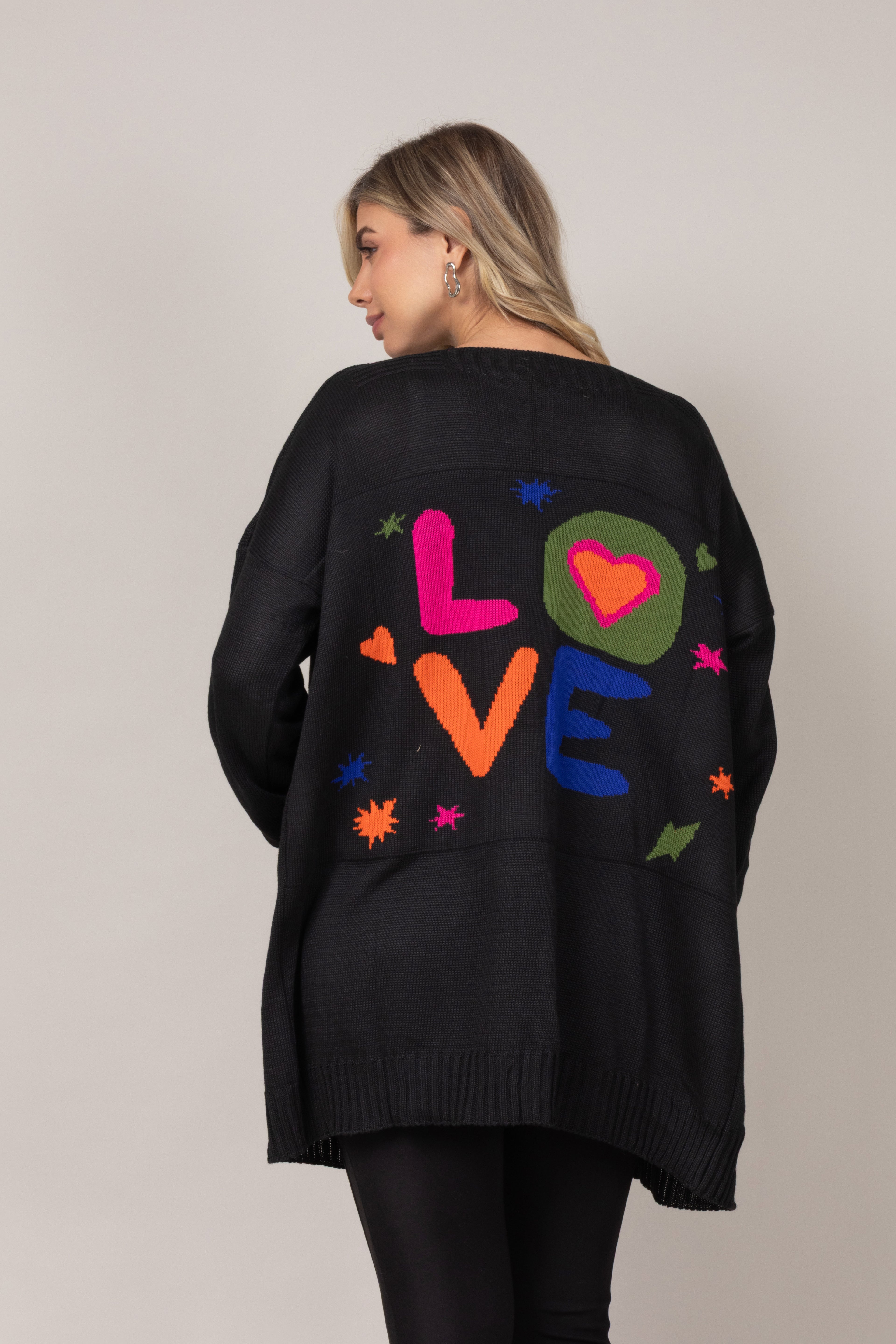Cardigan em tricot love
