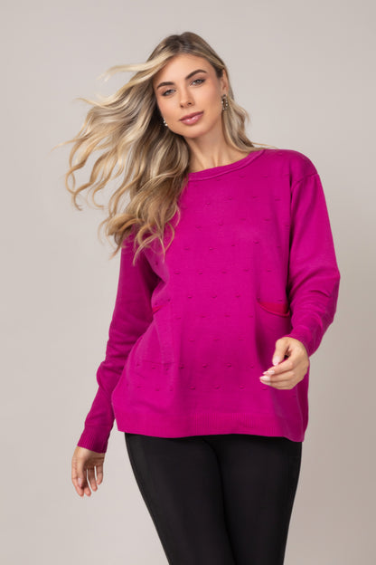 Blusa em tricot com poá em relevo magenta