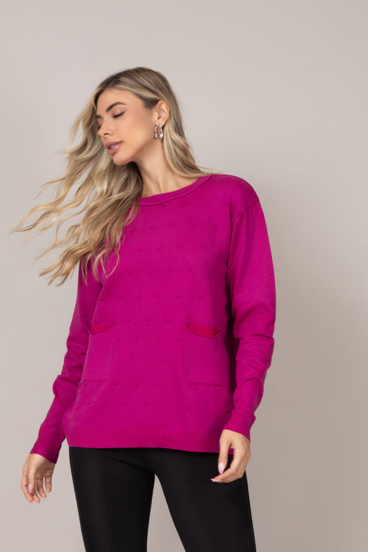 Blusa em tricot com poá em relevo magenta