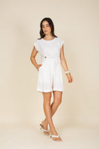 Short alfaiataria com pregas