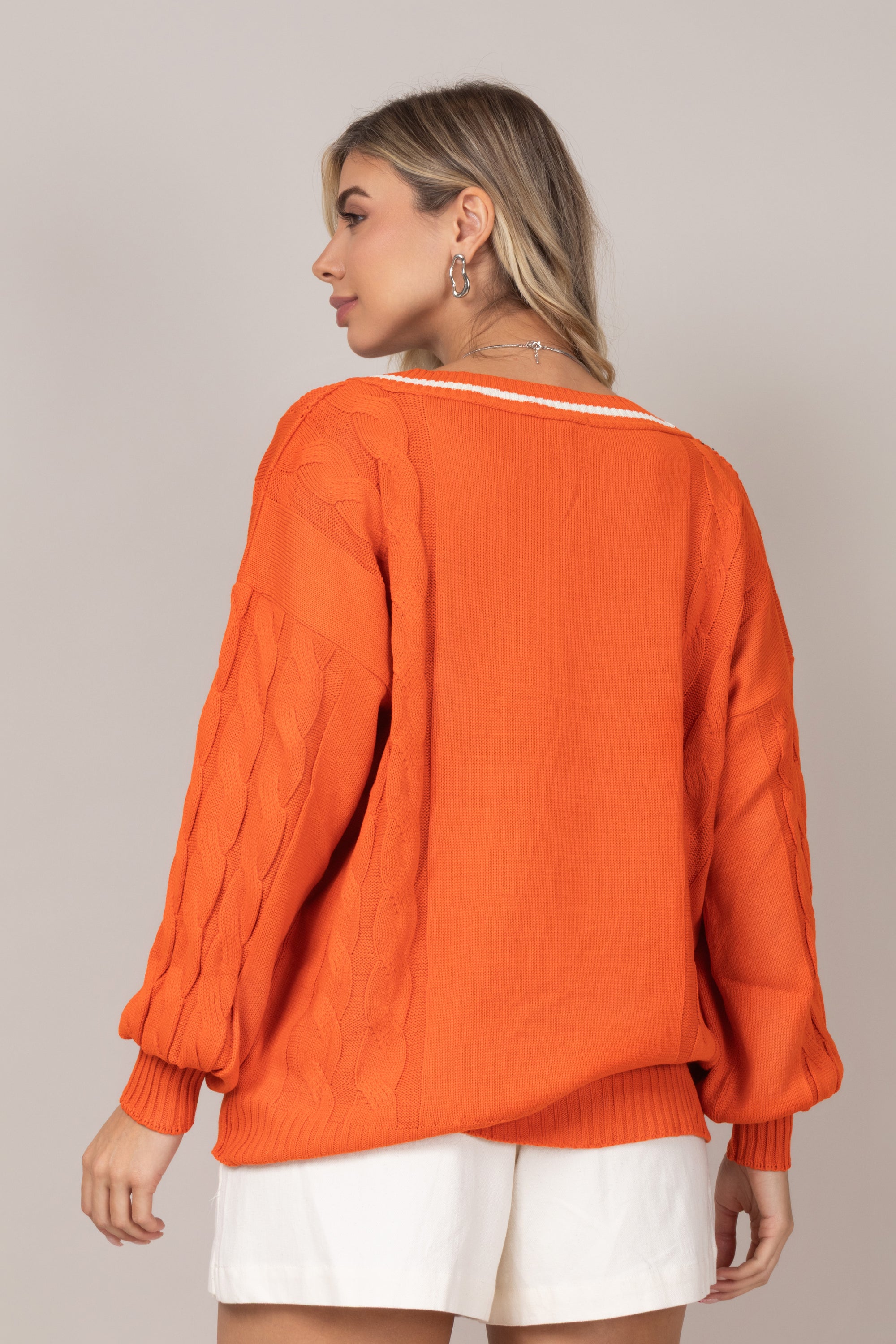 Blusa tricot decote em V