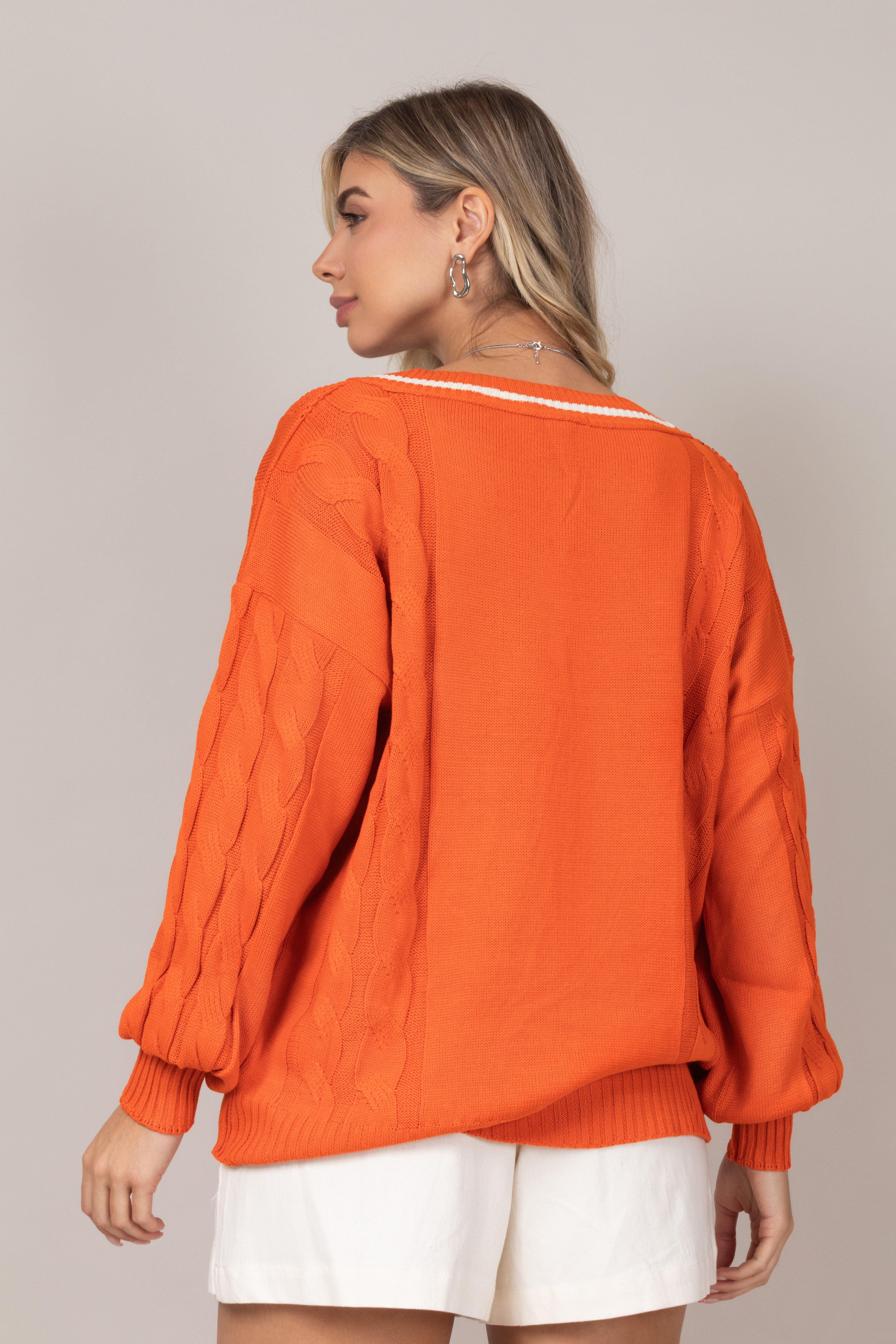 Blusa tricot decote em V