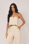 Conjunto top strapless e calça pantalona