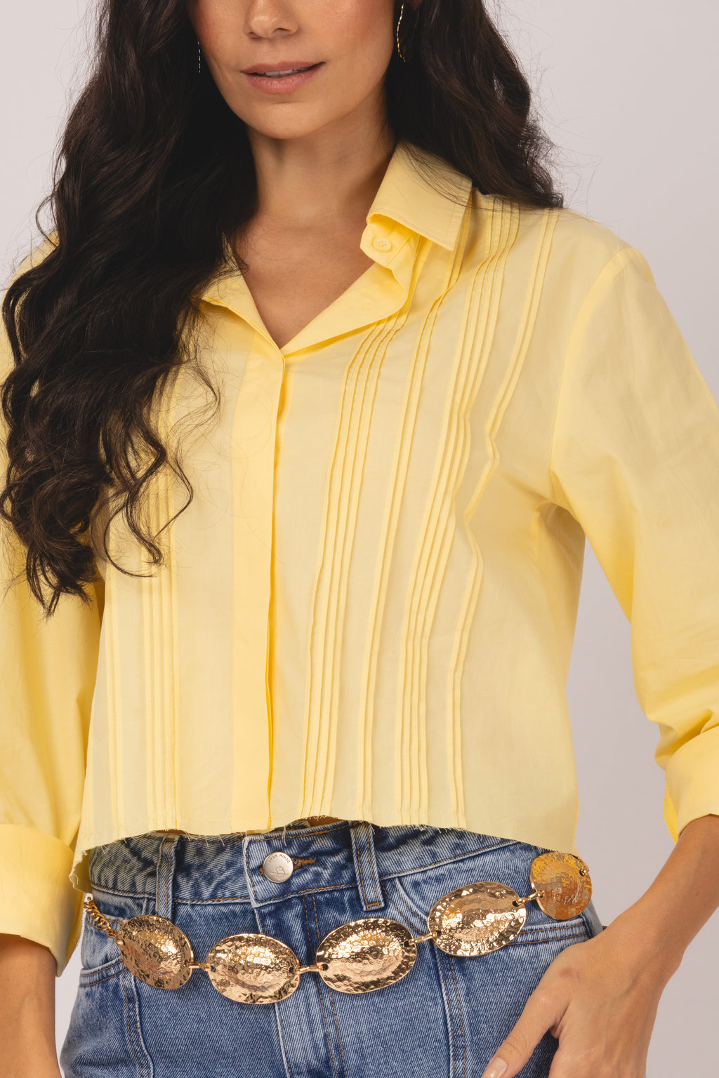 Camisa Cropped com Nervuras Frontais