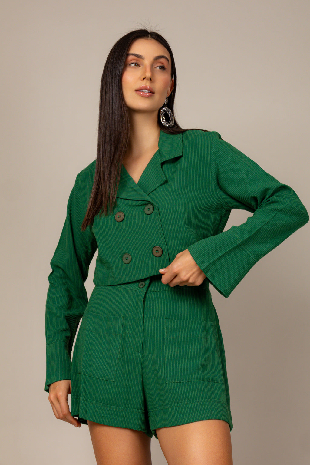Conjunto mini blazer e shorts texturizado