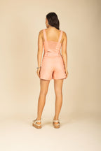 Conjunto em sarja de top e shorts