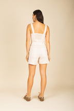 Conjunto em sarja de top e shorts