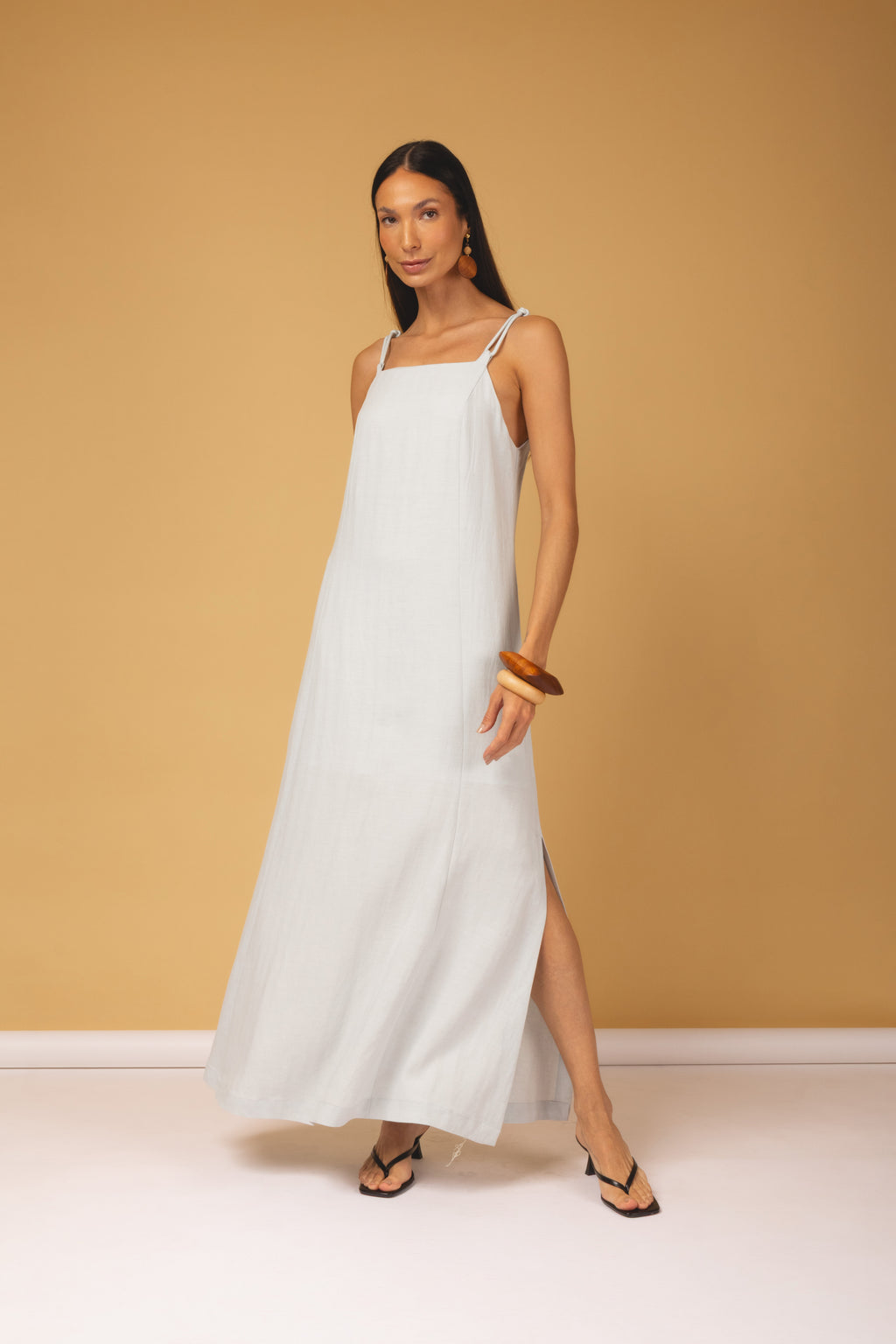 Vestido longo alças com nó