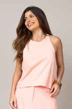 Conjunto top regata e saia assimétrica
