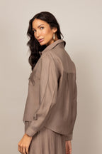 Camisa de botão com manga longa