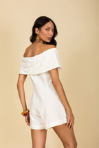 Macacão curto ombro a ombro