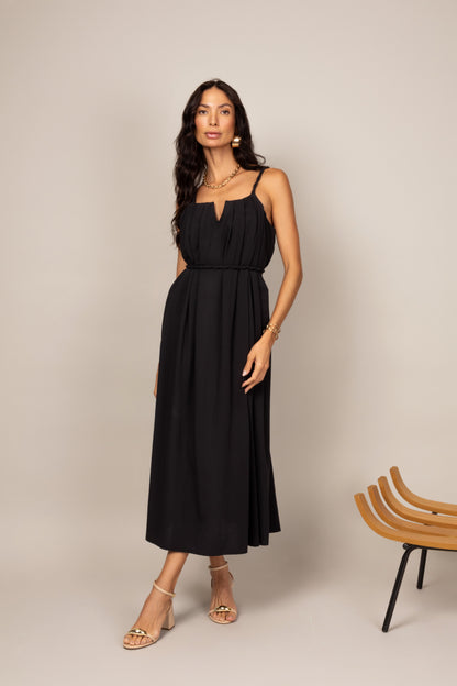 Vestido midi de alças trançada