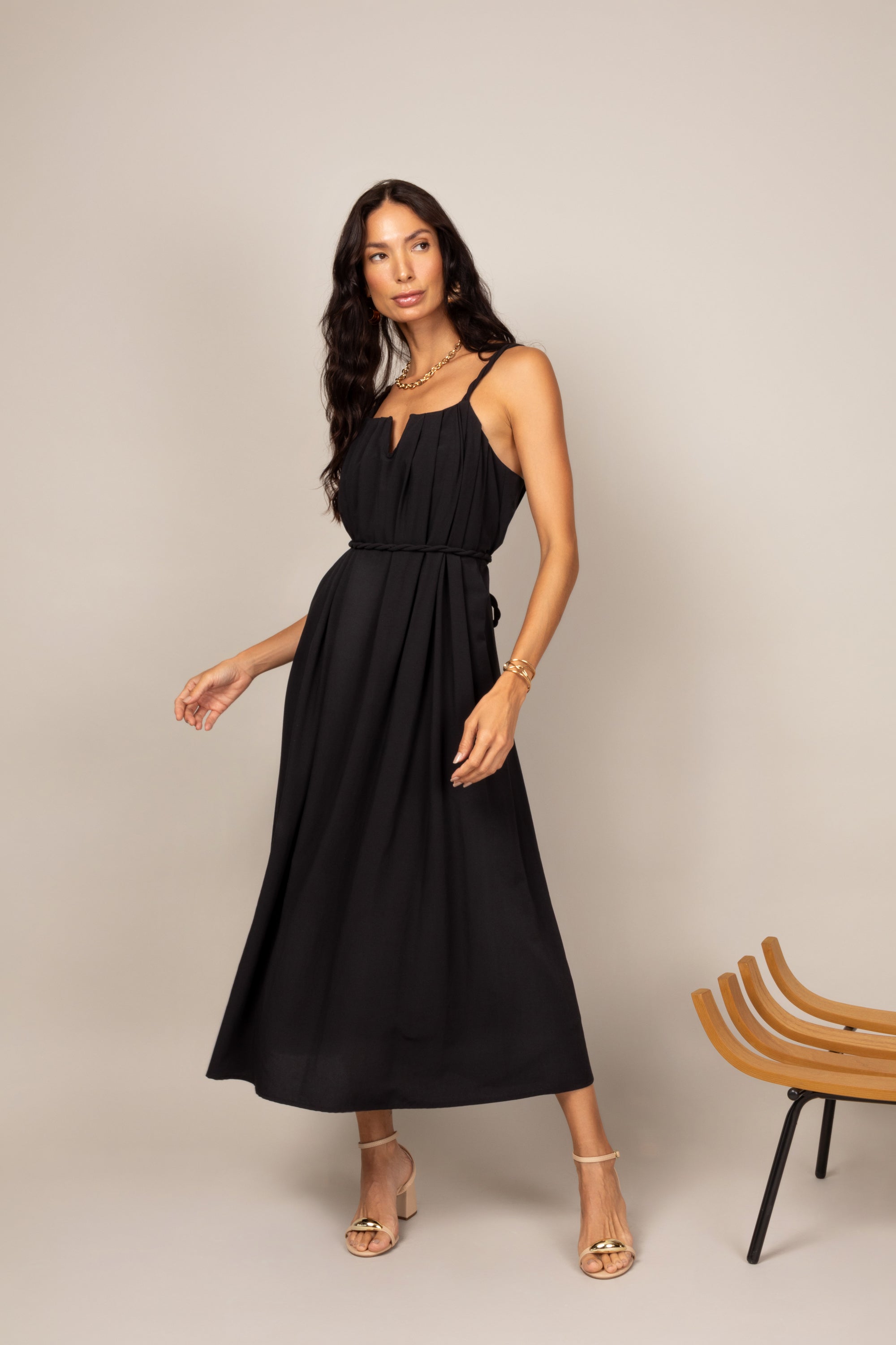 Vestido midi de alças trançada