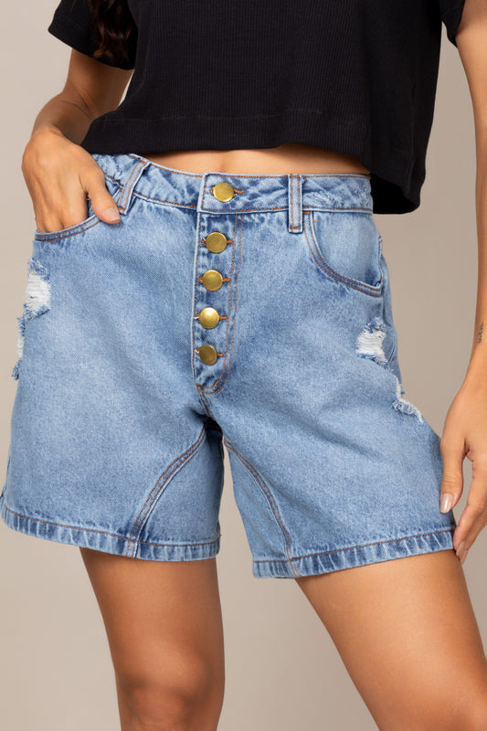 Shorts jeans com botões frontais