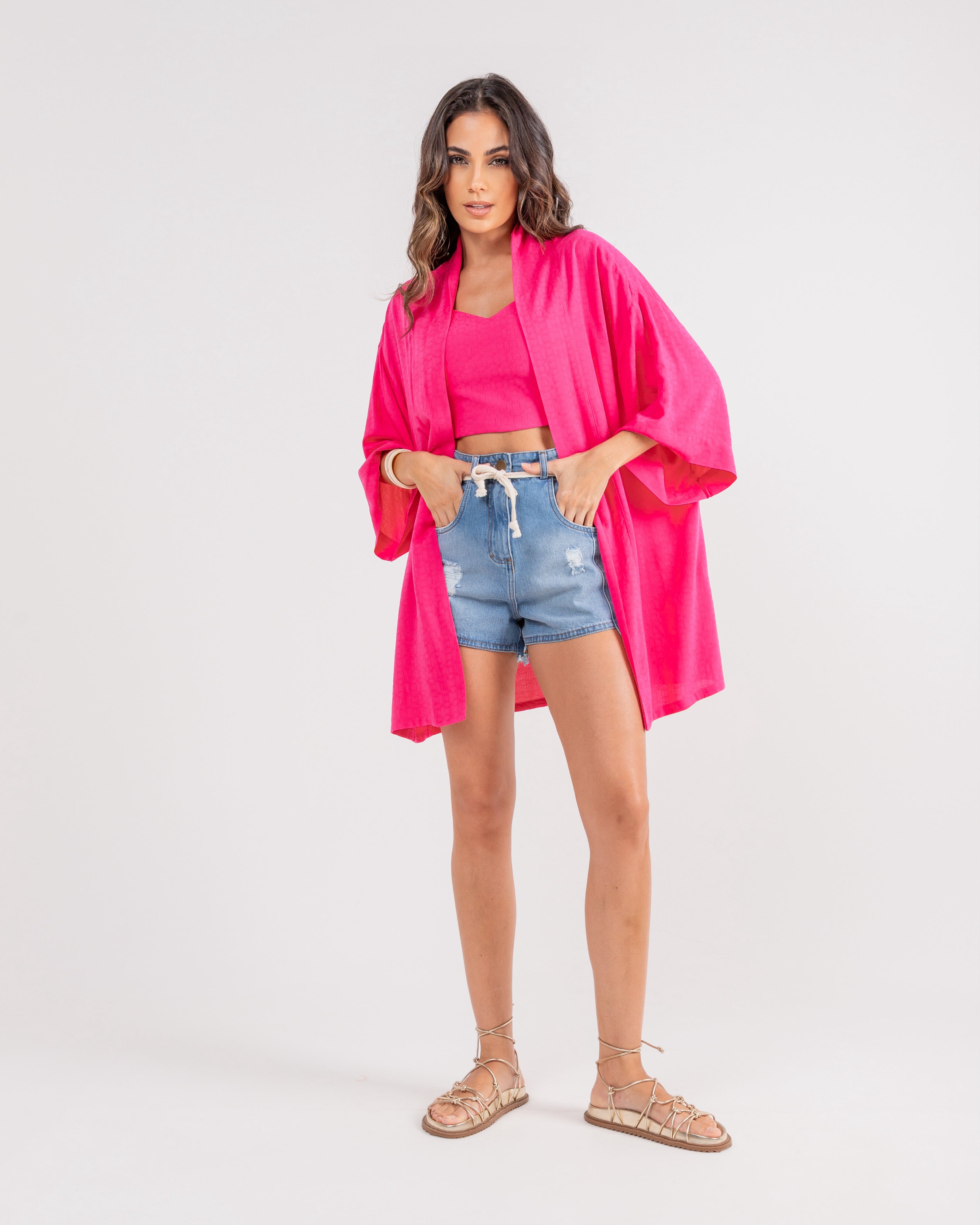 Conjunto cropped com kimono