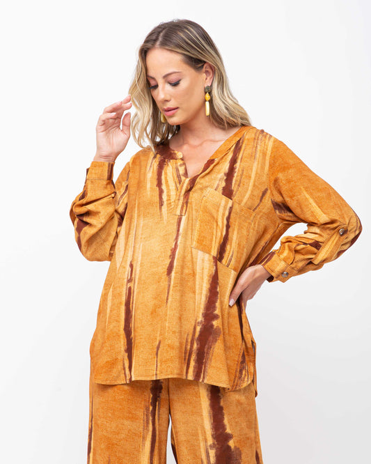 Camisa em viscose estampa listrado pincelado laranja