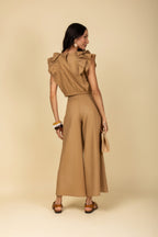 Conjunto de cropped com calça pantacourt