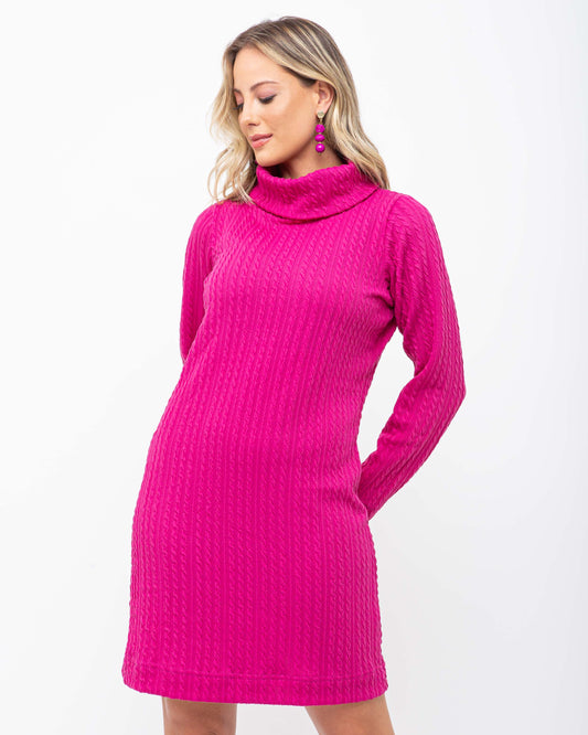 Vestido em malha tricot com gola alta magenta