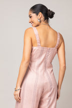 Macacão de linho listrado minimalista