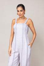 Macacão de linho listrado minimalista