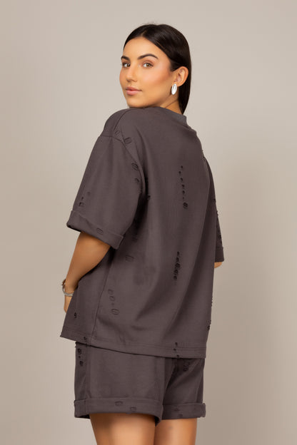 Conjunto estonado de camiseta oversized e shorts