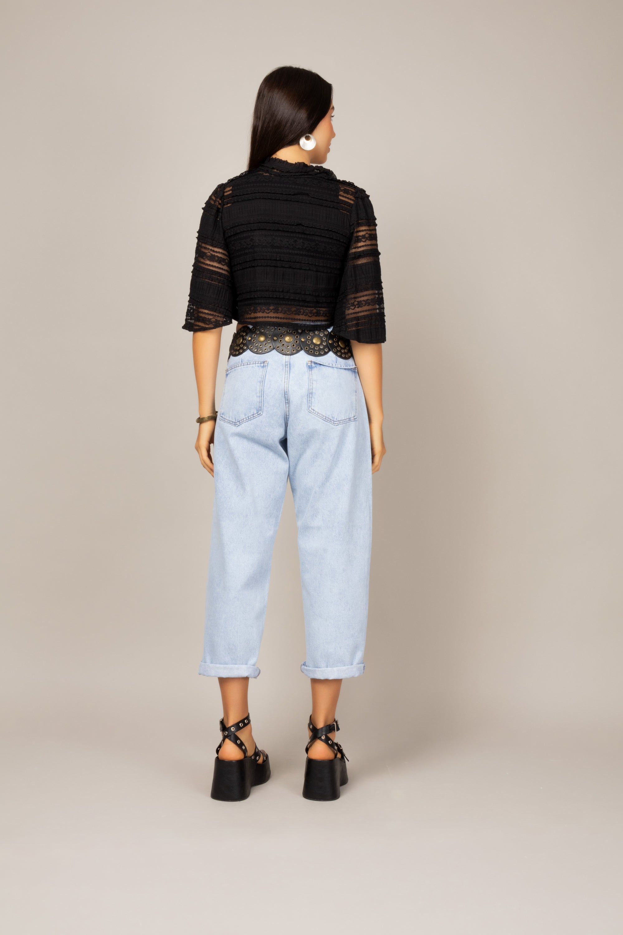 Blusa cropped de renda