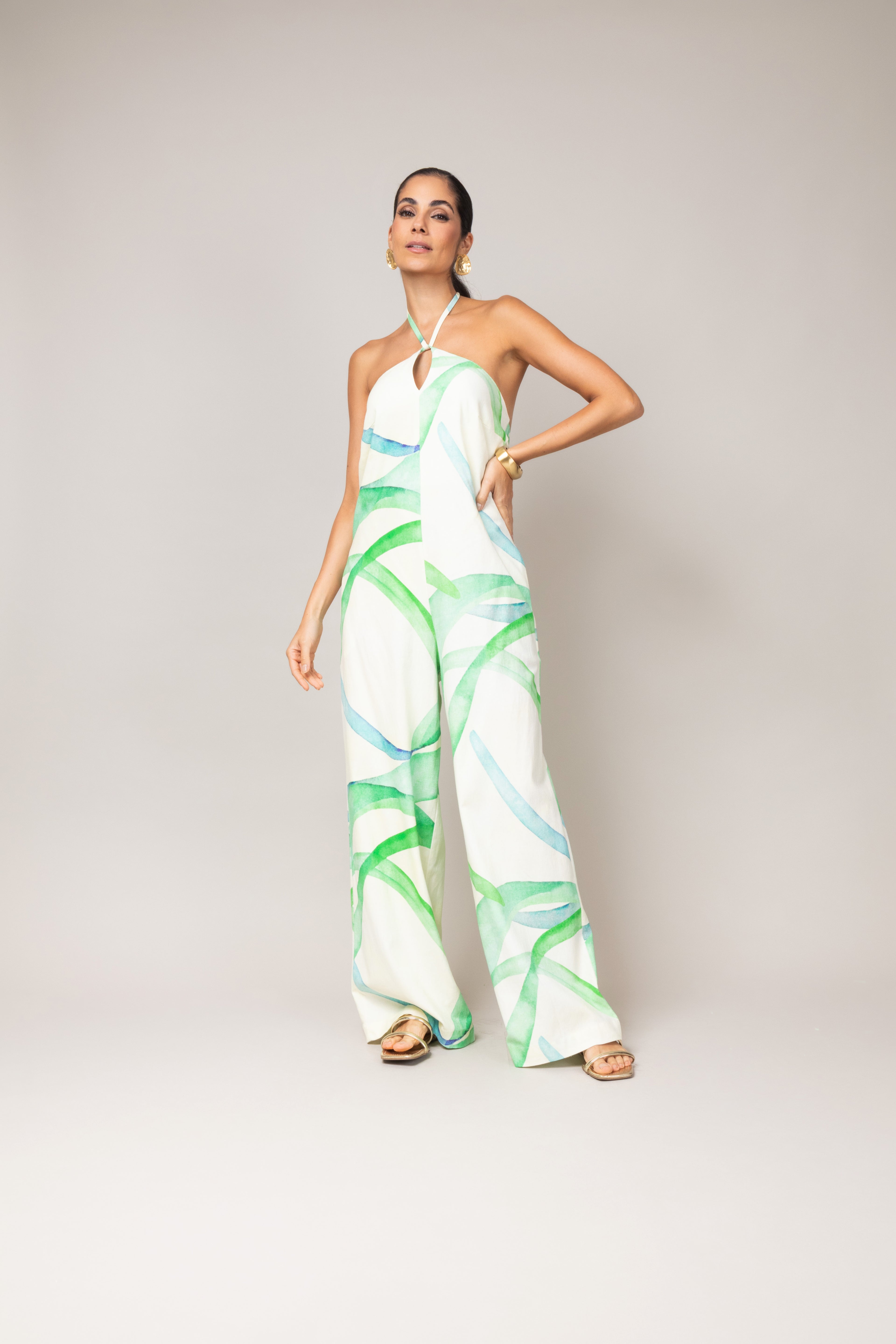 Macacão halter traços orgânicos