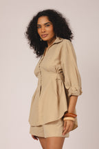 Conjunto camisa com pregas e short