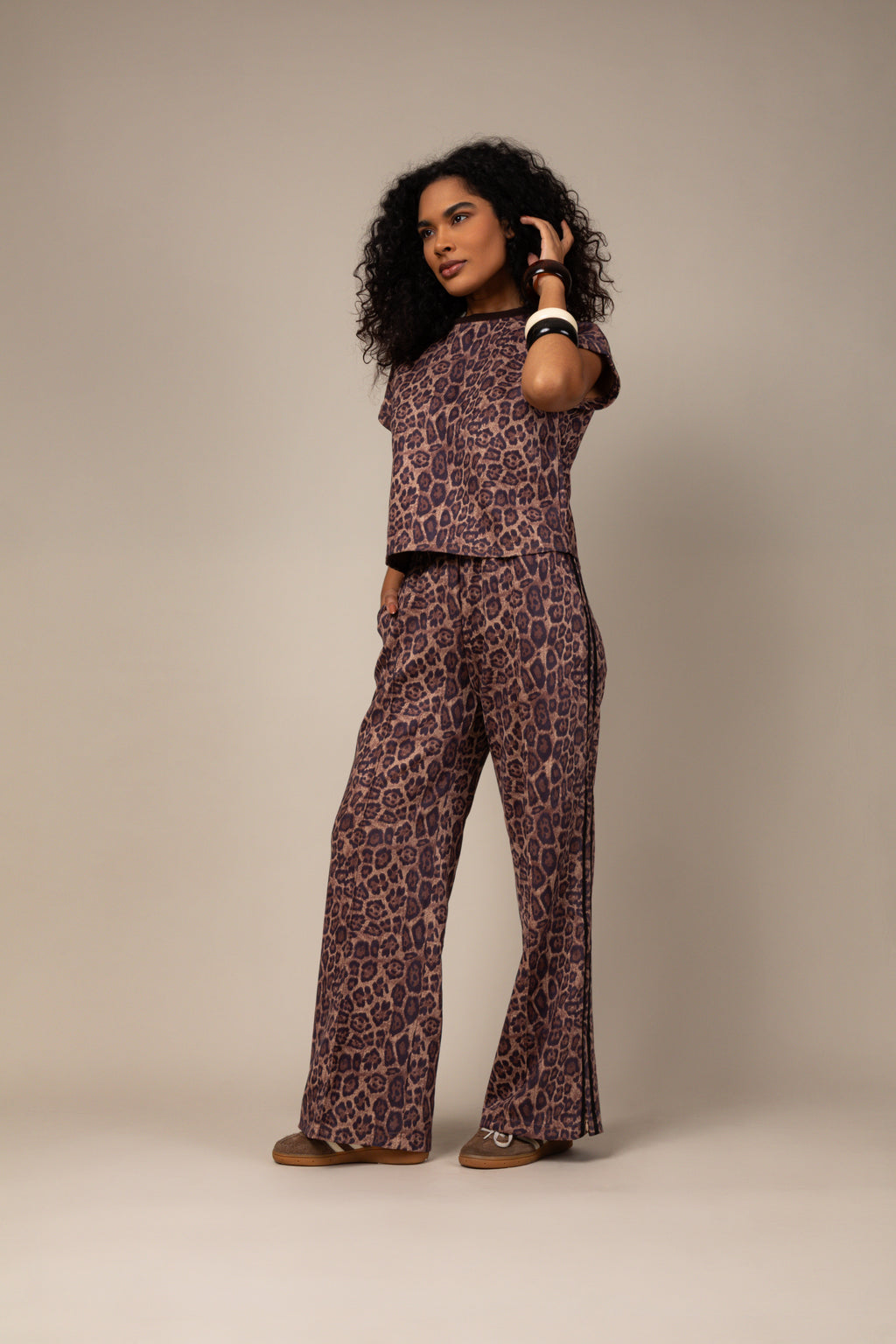 Conjunto animal print neoprene
