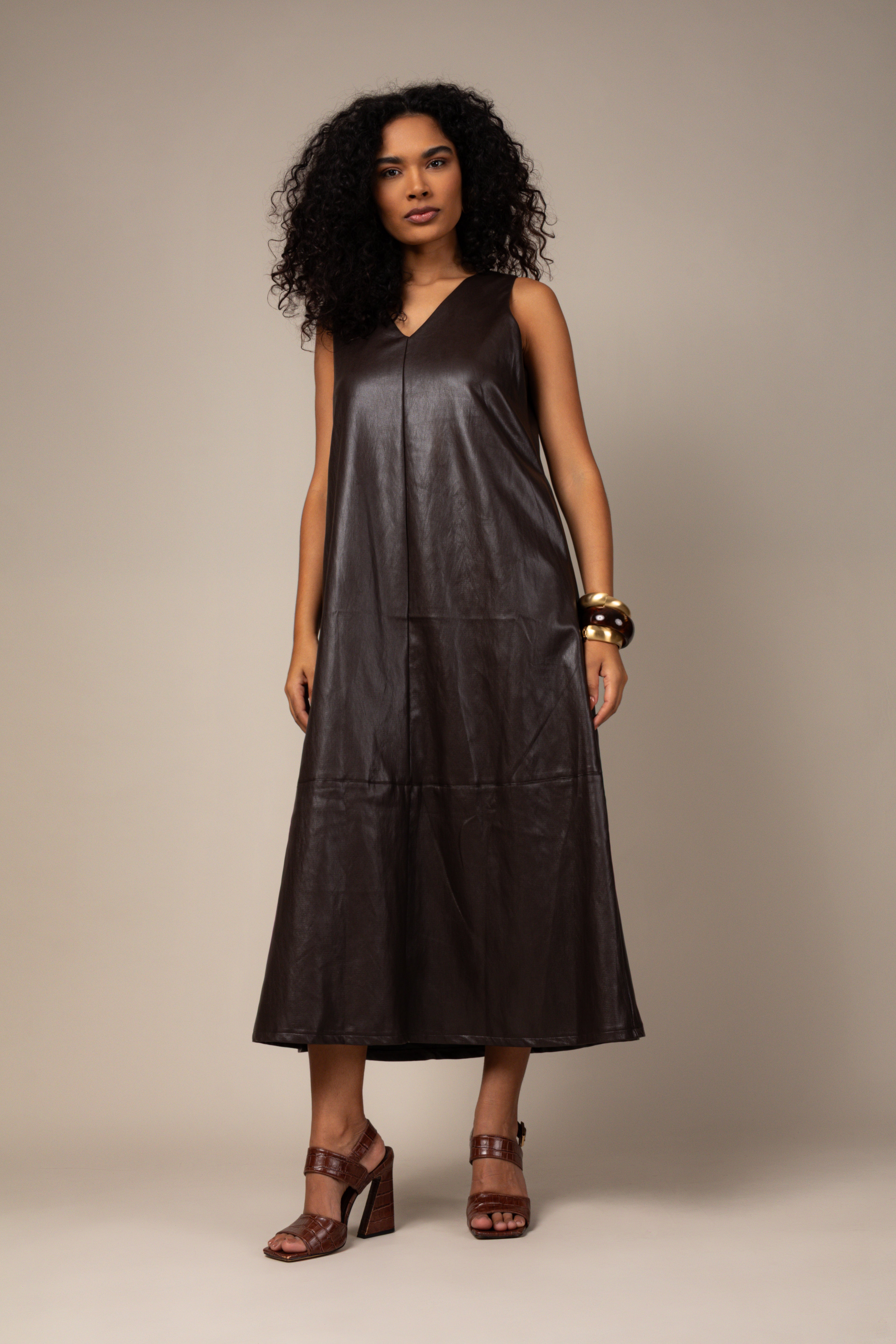 Vestido midi couro