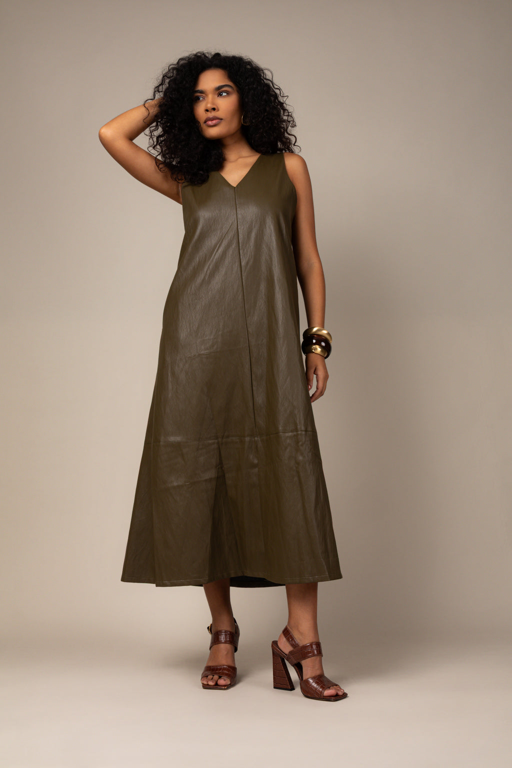 Vestido midi couro