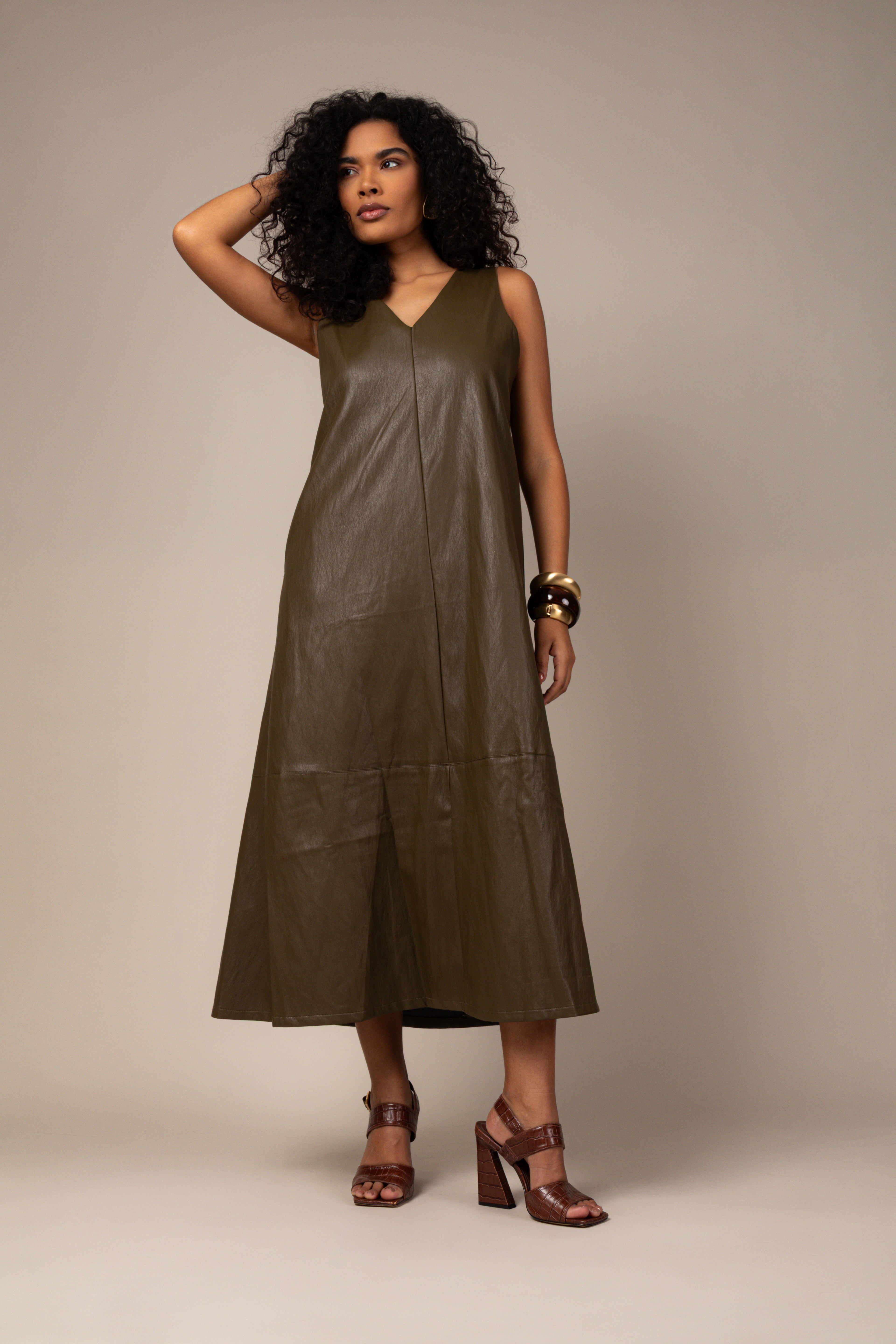 Vestido midi couro