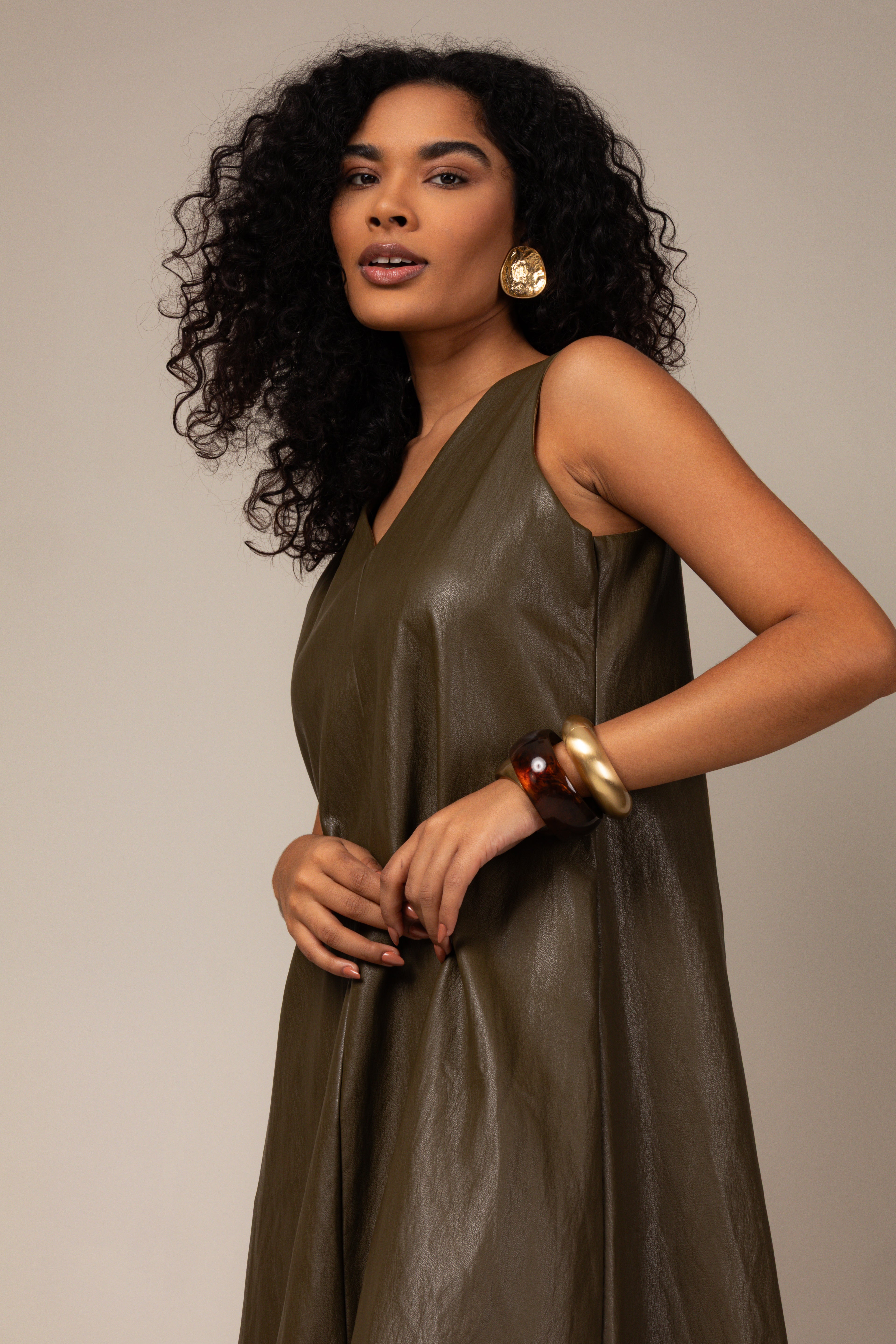 Vestido midi couro