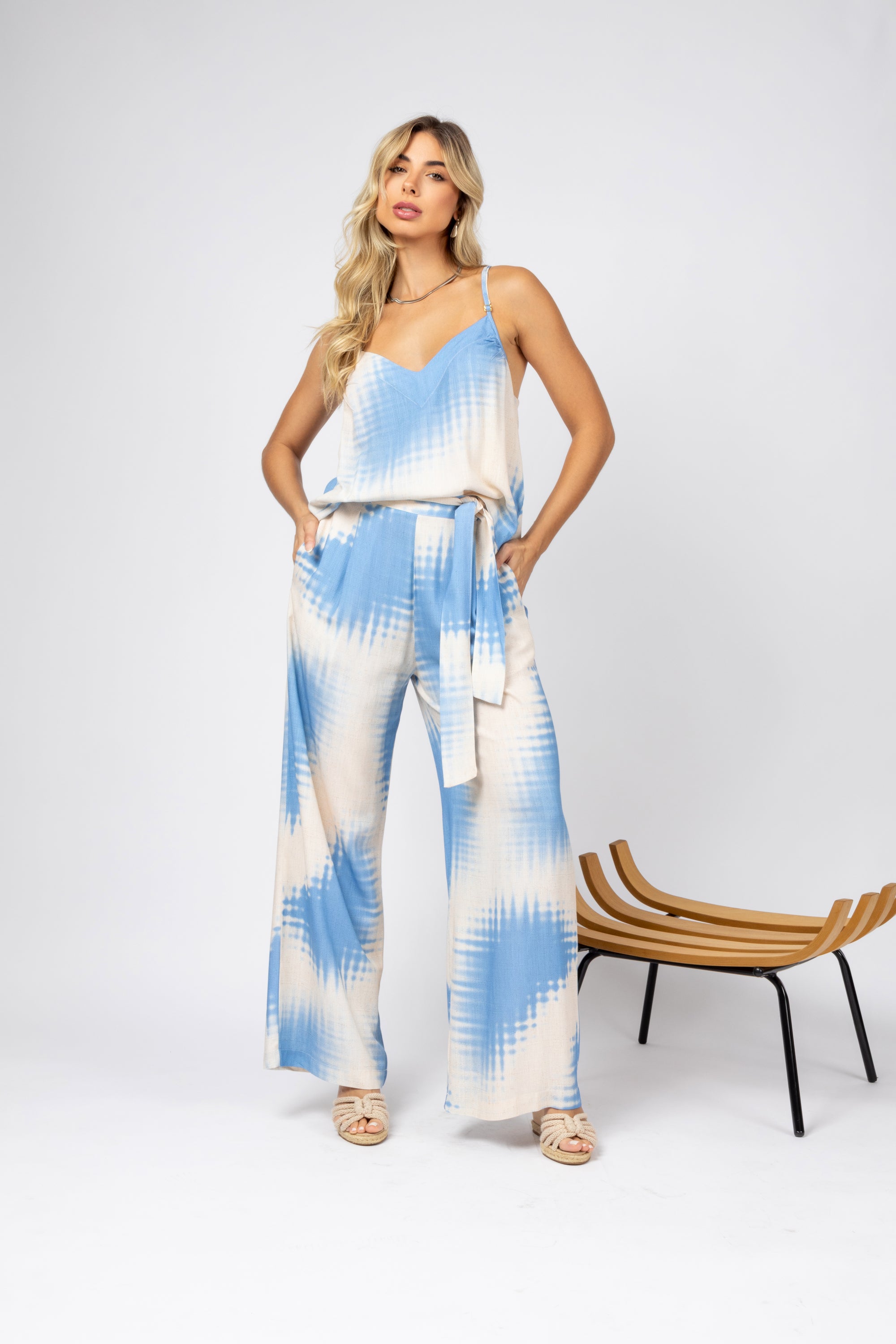 Calça pantalona estampa vitral
