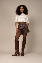 Blusa cropped de renda