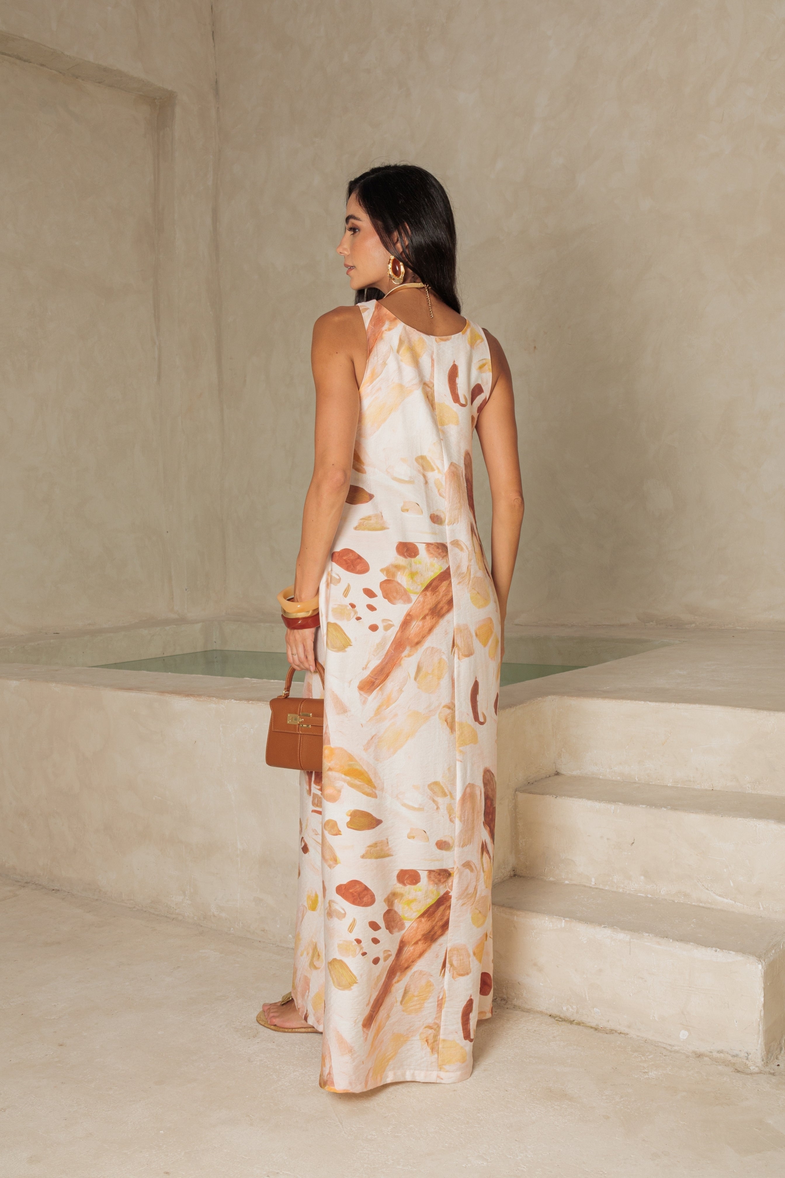 Vestido Longo com Estampa Abstrata
