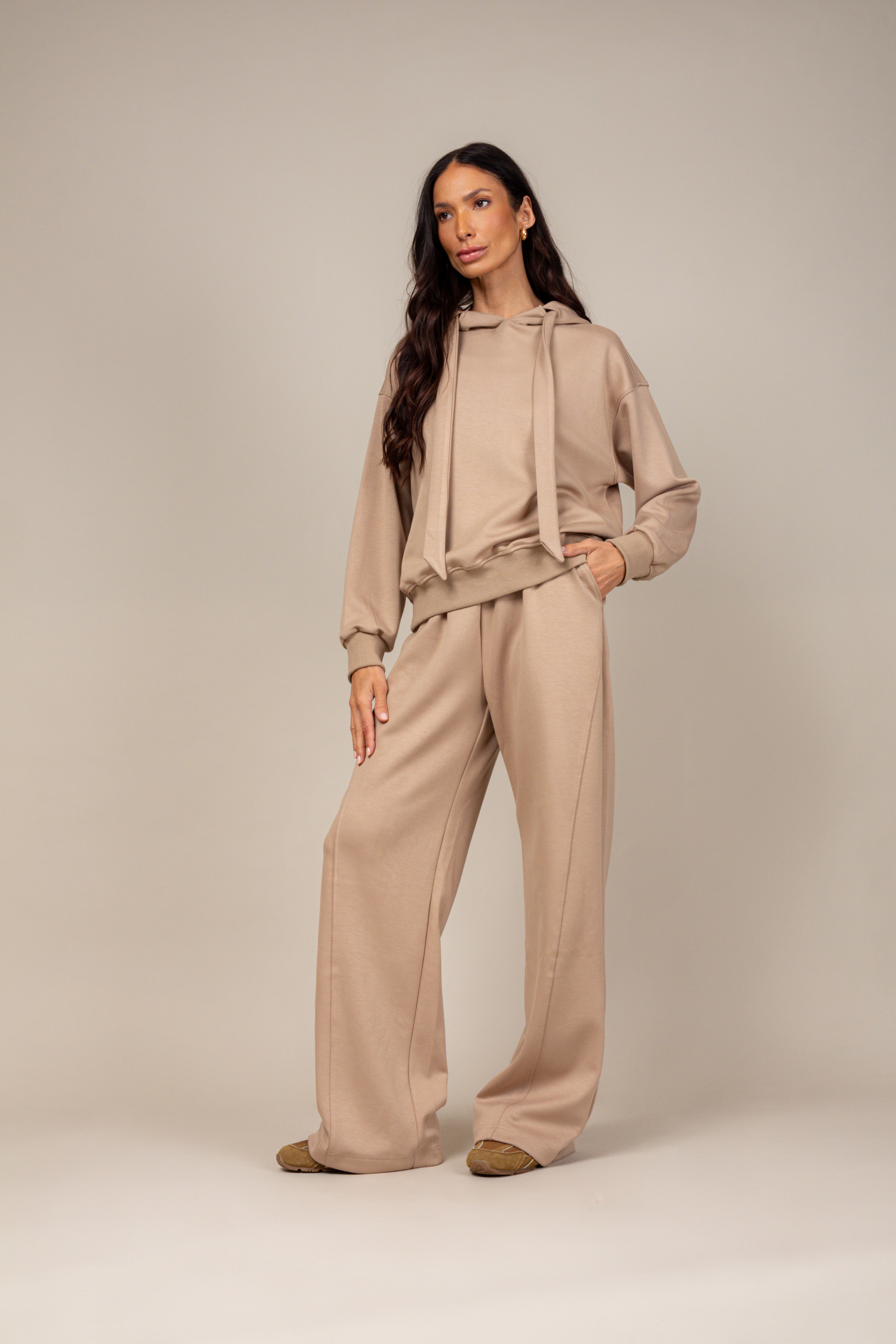 Conjunto moletom soft com capuz
