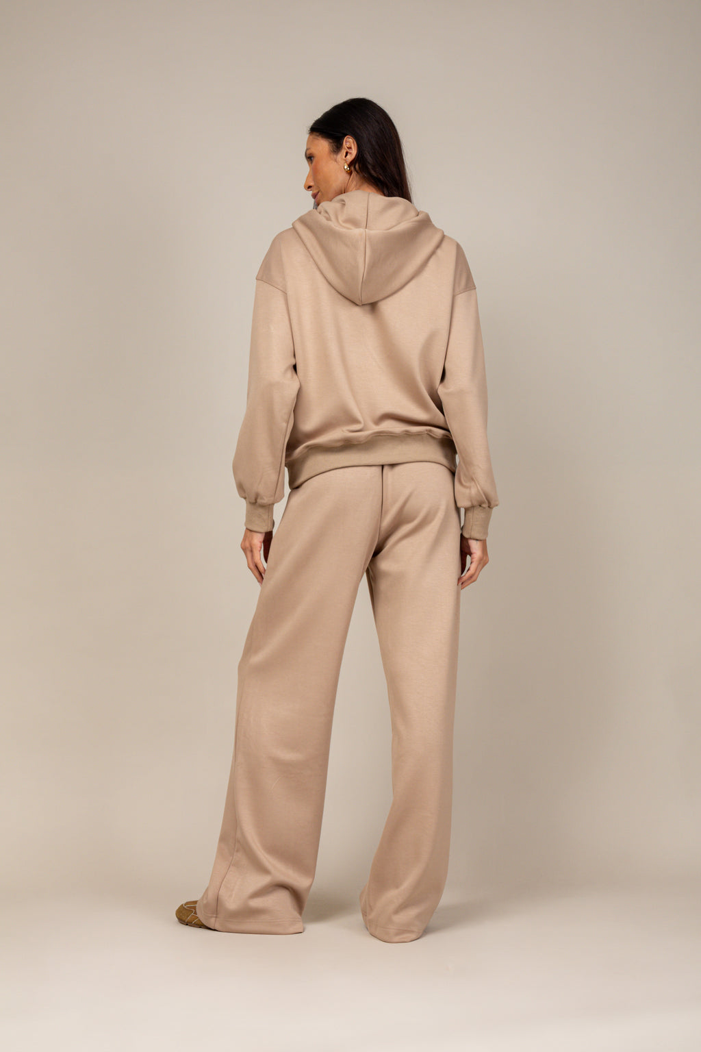Conjunto moletom soft com capuz