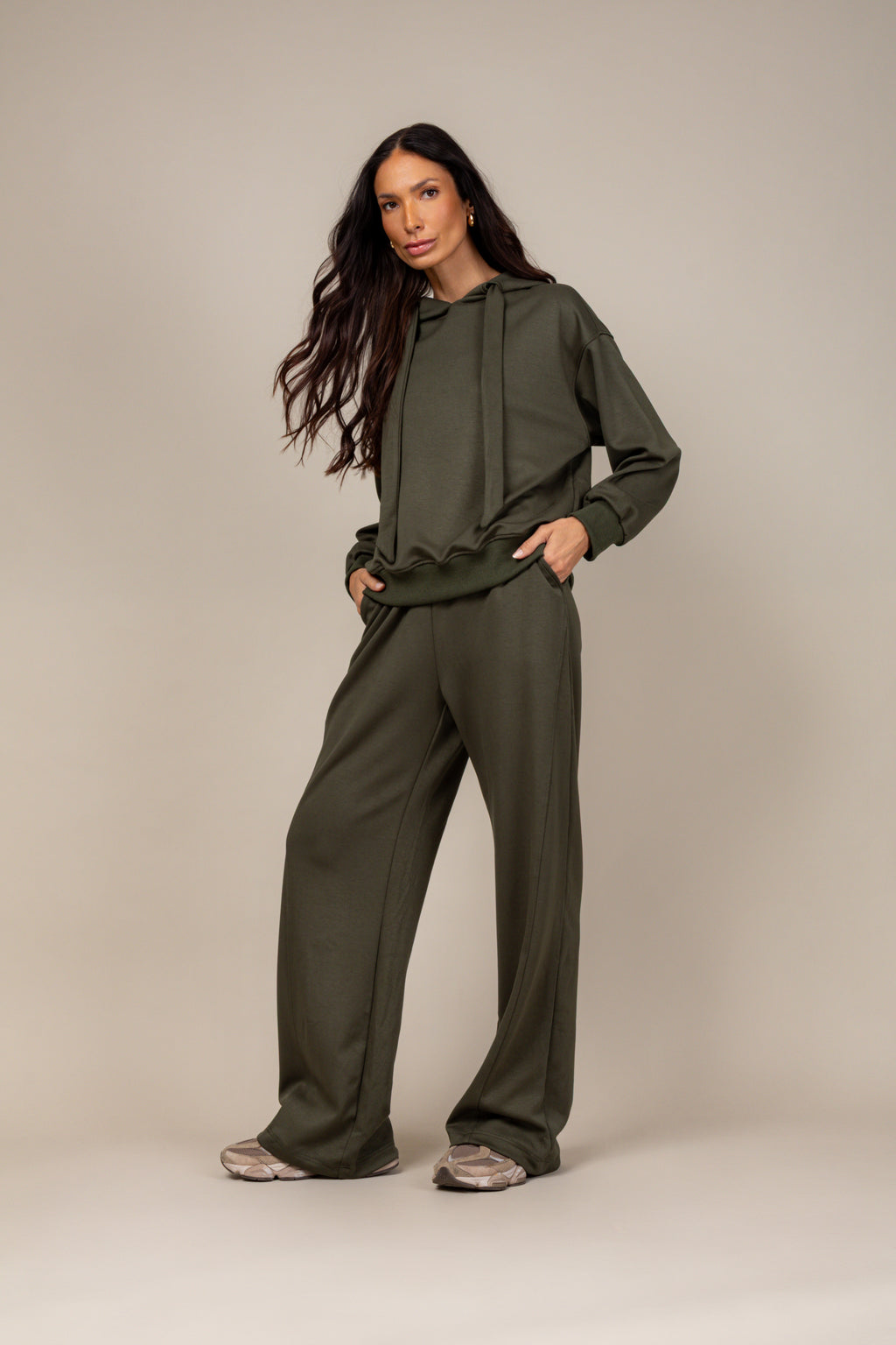 Conjunto moletom soft com capuz