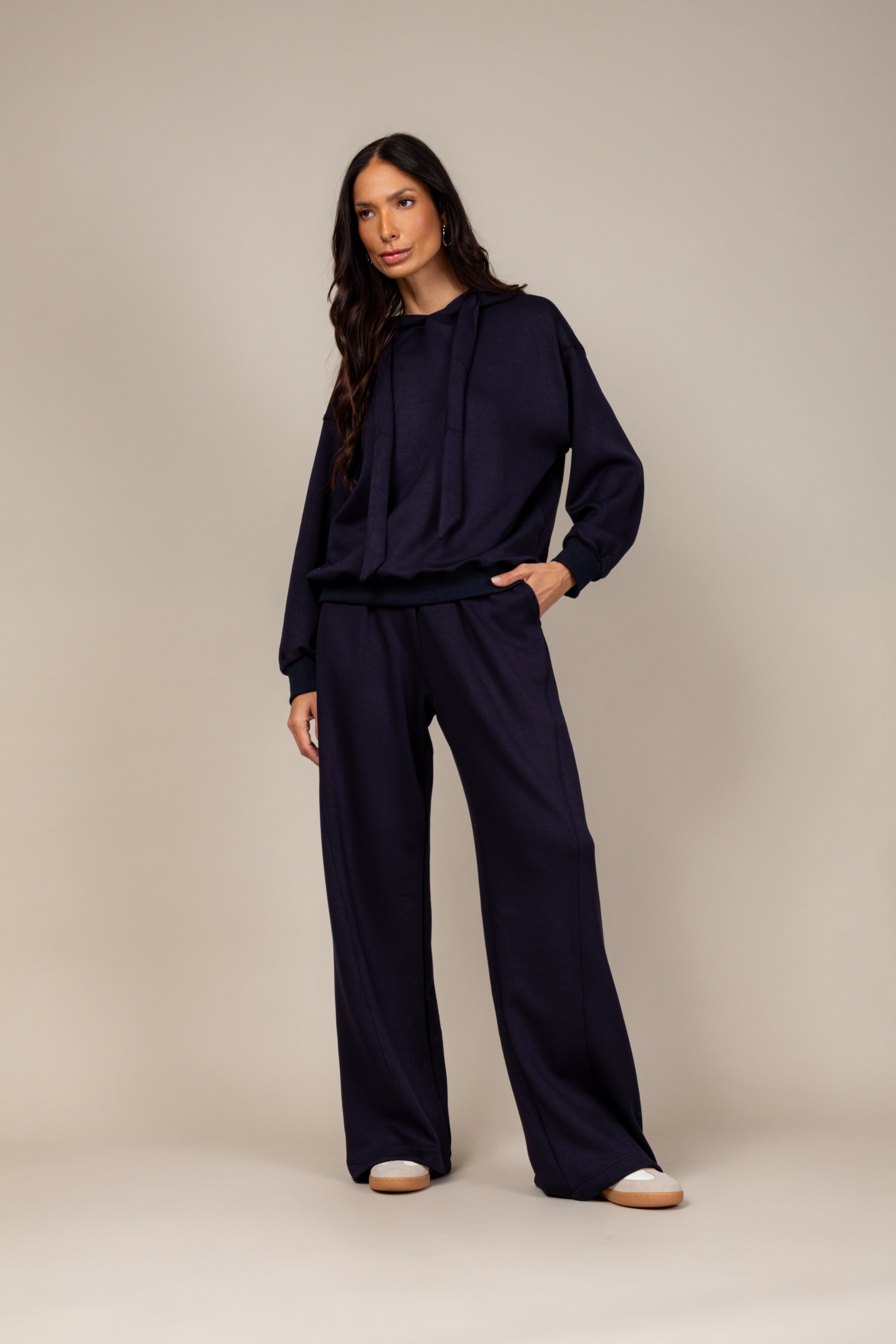 Conjunto moletom soft com capuz