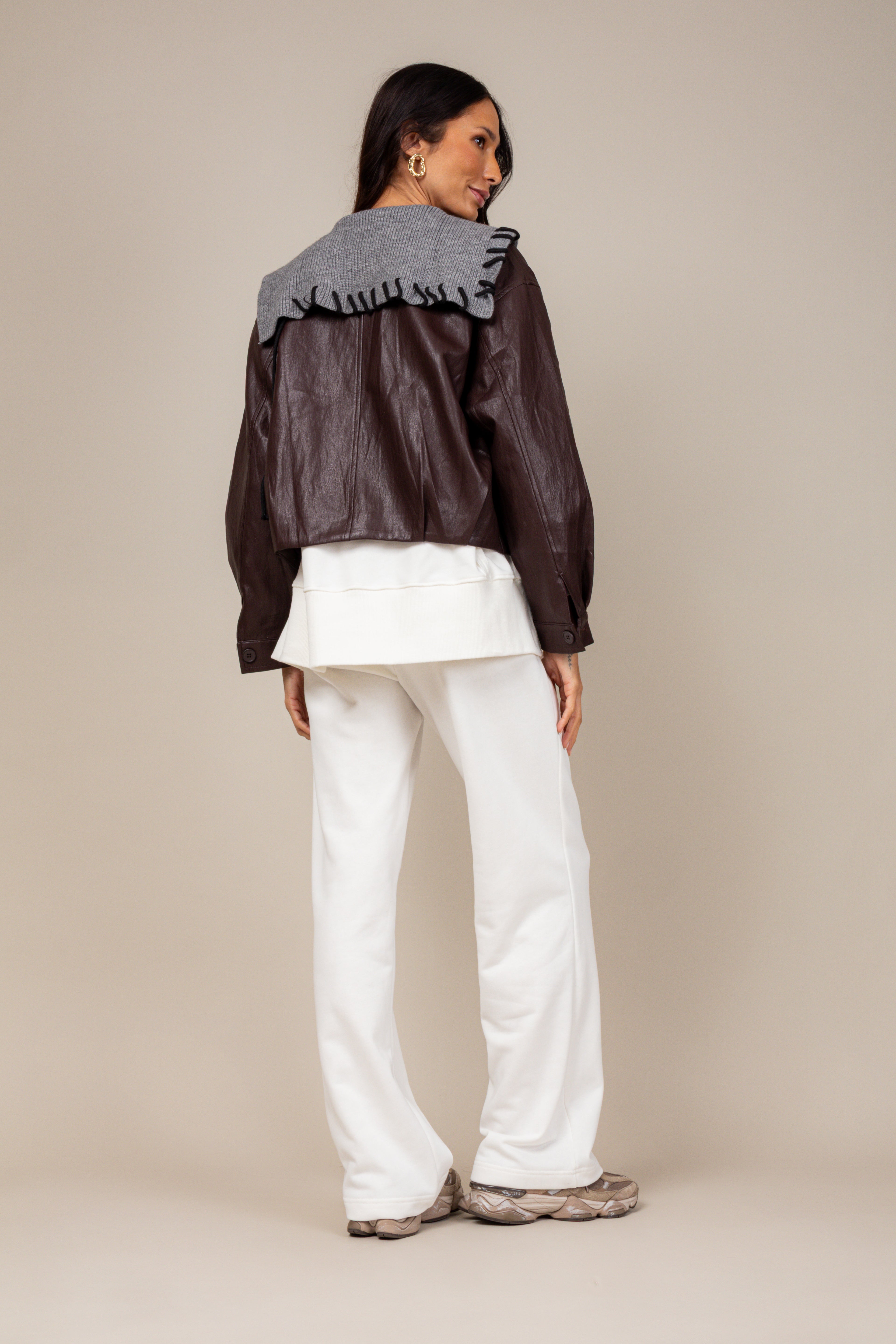 Jaqueta couro com gola tricot
