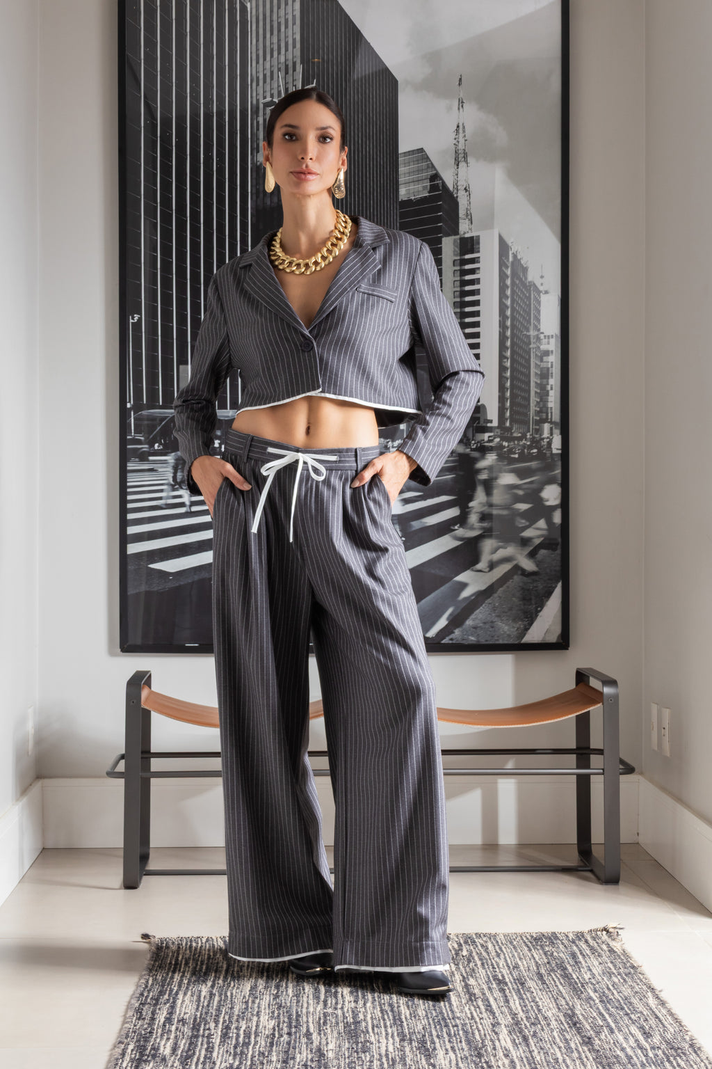 Calça pantalona de alfaiataria